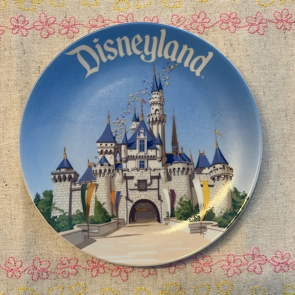 Walt Disney Disneyland 6.5” x 6.5” decorative plate